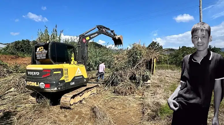 Gazipaşa'da İş Makinesinin Sıkıştırdığı 15 Yaşındaki Kadir'den Kara Haber