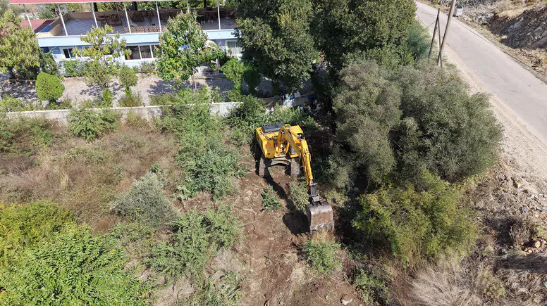 Kemer Belediyesi'nden Kış Öncesi Dere Yataklarında Kapsamlı Temizlik Seferberliği