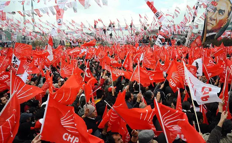 CHP'den 4 Mayıs Çıkartması: 81 İlde Sahaya İniliyor