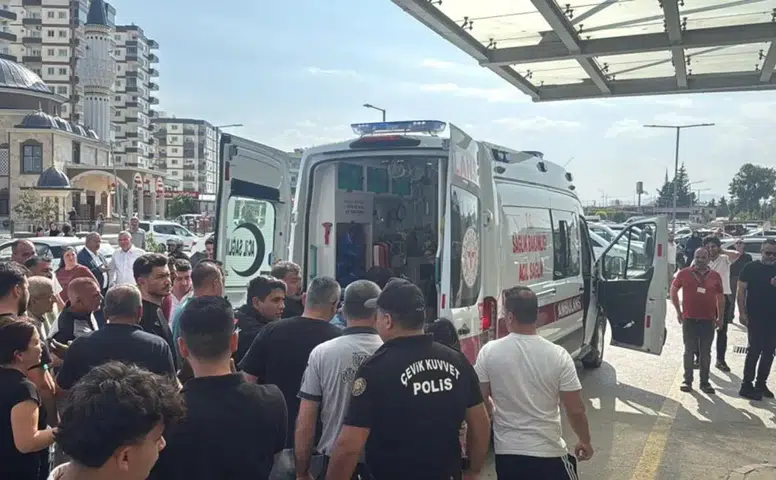 Mersin'de Dehşet Anları! 6 Kişiyi Öldürdü, 8 Kişiyi Yaraladı, Hala Aranıyor!
