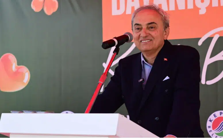 Mesut Kocagöz Müjdeyi Kızıllı'da Verdi: "Kepez'in Artık 1 Lira Borcu Yok! "