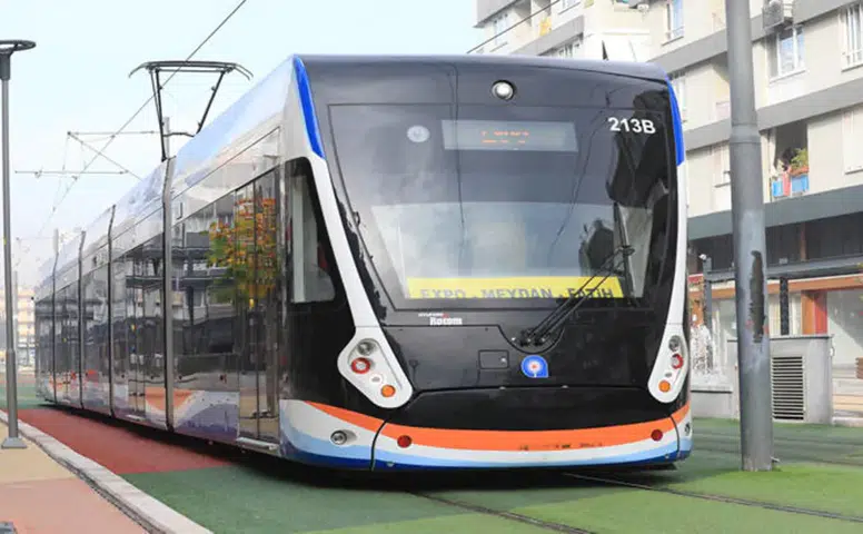Tramvay Kullanacaklar Dikkat! Seferler Aniden Durdu