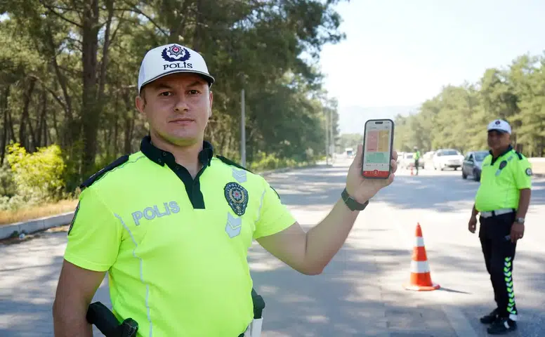 Antalya'da Sürücülerin Alışkanlıklarını Değiştirecek Mobil Uygulama