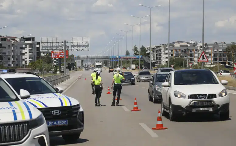 Antalya'da Bayram Yoğunluğu Başladı!