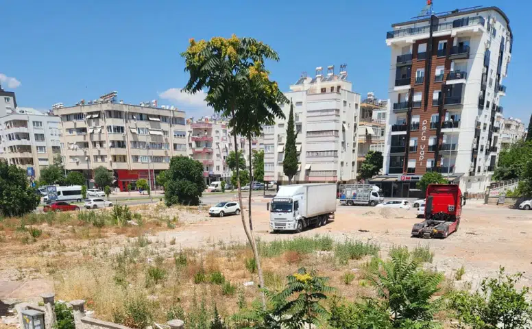 Antalya’da Kentsel Dönüşümde Hak Sahiplerinin İddialarına Firmadan Açıklama Geldi