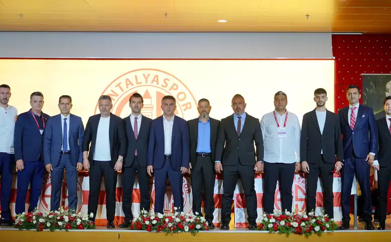 Antalyaspor'da Yeni Yönetimin Görev Dağılımı Belli Oldu