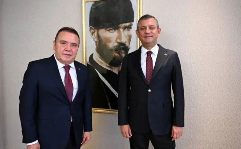 Özgür Özel'den TBMM'de Muhittin Böcek Çıkışı