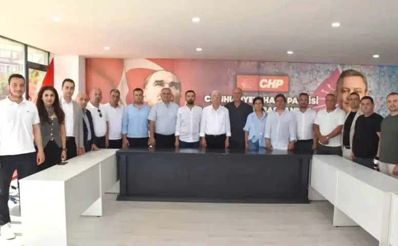 CHP Antalya İl Örgütünün Görevden Alınmasının Ardından 19 İlçe Başkanından Manifesto