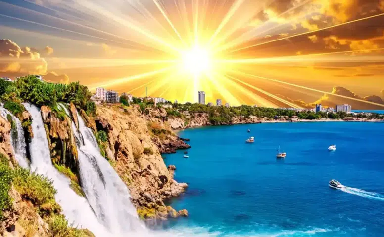 Termometreler 30 Dereceyi Geçti: Antalya'nın Bazı İlçelerinde Yağış Var