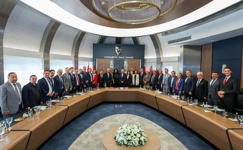 CHP Antalya İl Başkanı Kamacı Toplantıya Katılacak mı?