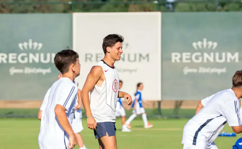 Arda Güler'den Minik Futbolculara Sürpriz Ziyaret