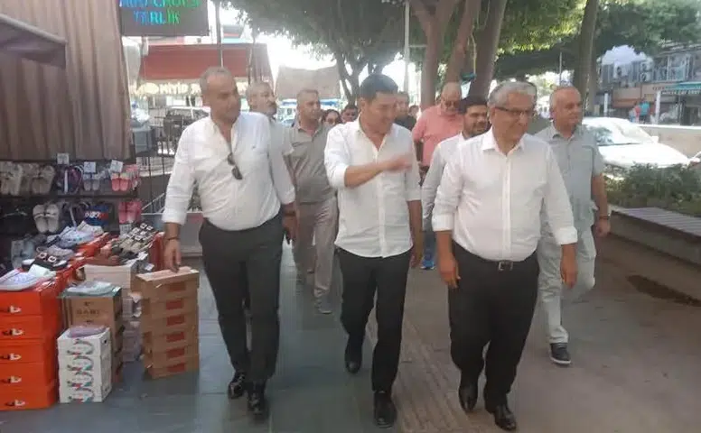 CHP Antalya'nın "Halk" Ziyareti Sosyal Medyada Protestoya Dönüştü!