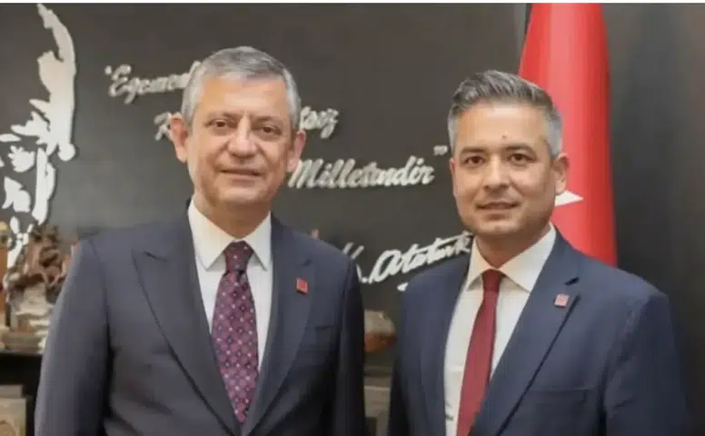 Kepez'de YENİ Parti Coşkusu: "Süslü Salonlar Değil, Sokaklar Bizimledir"
