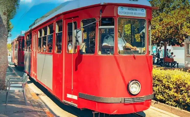 Nostalji Tramvayı İçin İmza Kampanyası Başlatıldı