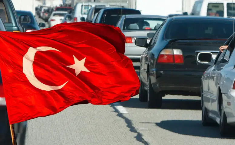 30 Ağustos'ta Bu Yollar Kapalı: Zafer Bayramı Trafik Düzenlemesi