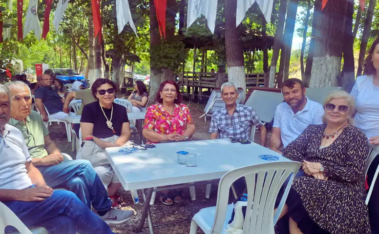 Akçay'a Gönül Verenler Gömbe Yaylası'nda Bir Araya Geldi