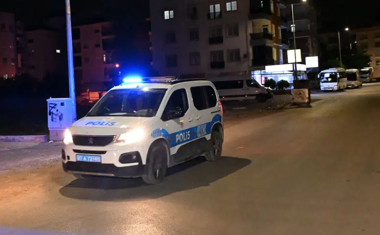 1 Aydır Sokak Sokak Geziyorlar: Antalya'da Huzur Mesaisi