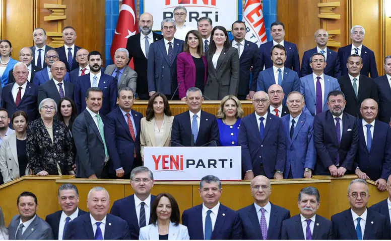 YENİ Parti Milletvekili Grubu'ndan Özgür Özel'e Tam Destek