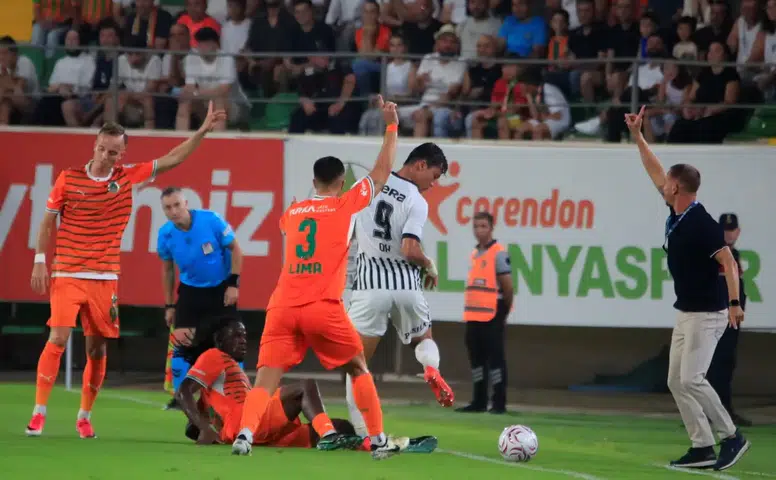 Alanyaspor - Beşiktaş Maçının Ardından PFDK Kararları