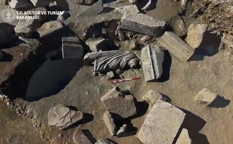 Aspendos'ta Müthiş Keşif: 1800 Yıllık Asklepios ve Telesphoros Heykeli Bulundu