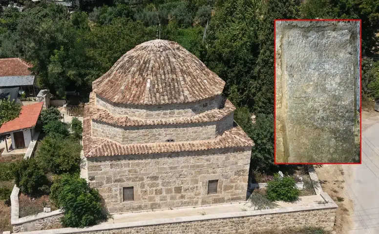Perge'nin 2 Bin Yıllık Taşları Antalya'daki Caminin Duvarlarını Süslüyor