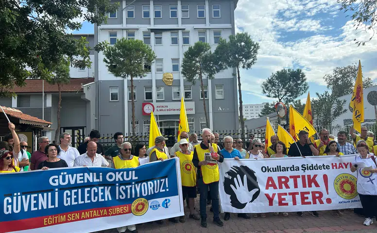 Eğitim Sen Antalya’dan ‘Güvenli Okul’ Çağrısı