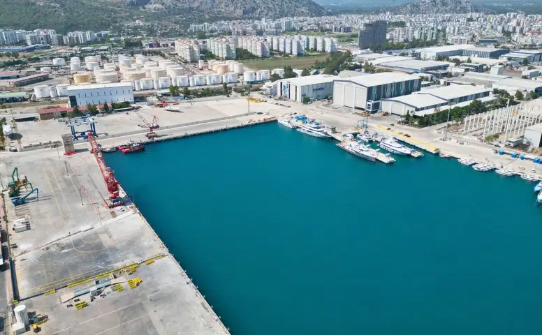 Antalya Serbest Bölgesi 8 Ayda 845 Milyon Dolarlık Ticaret Hacmine Ulaştı