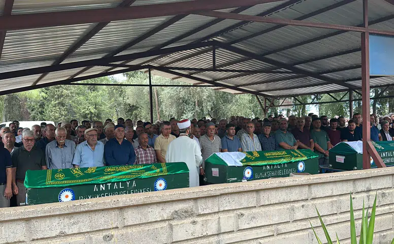 Korkuteli’ndeki Cinayette 3 Can Son Yolculuğuna Uğurlandı