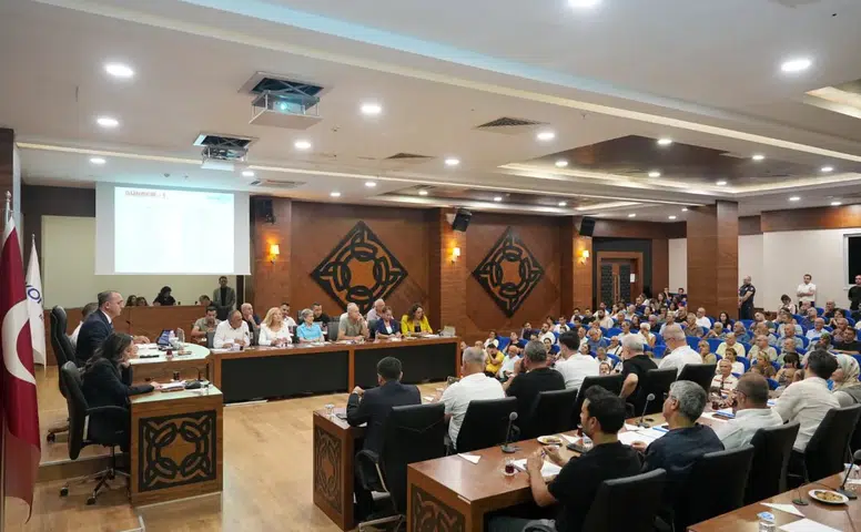 Konyaaltı Belediyesi Meclisi’nde Dengeler Değişti!