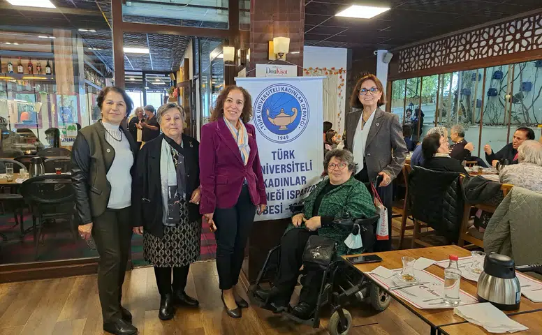 TÜKD Isparta’da Buluştu! 'Cumhuriyetin Aydınlık Gençleri İçin Omuz Omuza'