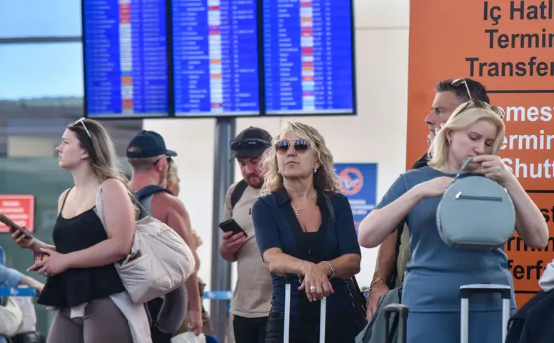Antalya'ya 9 Ayda 12,4 Milyon Yabancı Geldi: Ülke Ülke Turist Sayısı