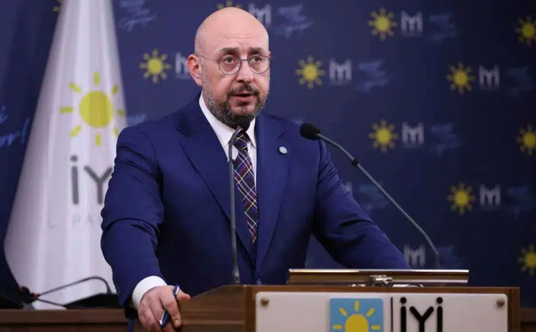 Antalya Milletvekili Uğur Poyraz'dan İktidara 'Devlet' Eleştirisi!