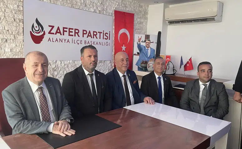 Ümit Özdağ'dan 4 Günlük Antalya Çıkarması!