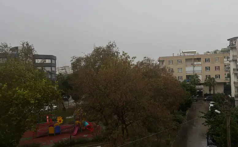 Antalya İçin Kötü Haber: Şiddetli Yağış Gece Boyunca Sürecek