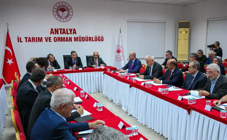 Antalya'da Havza Su Kurulu Toplandı