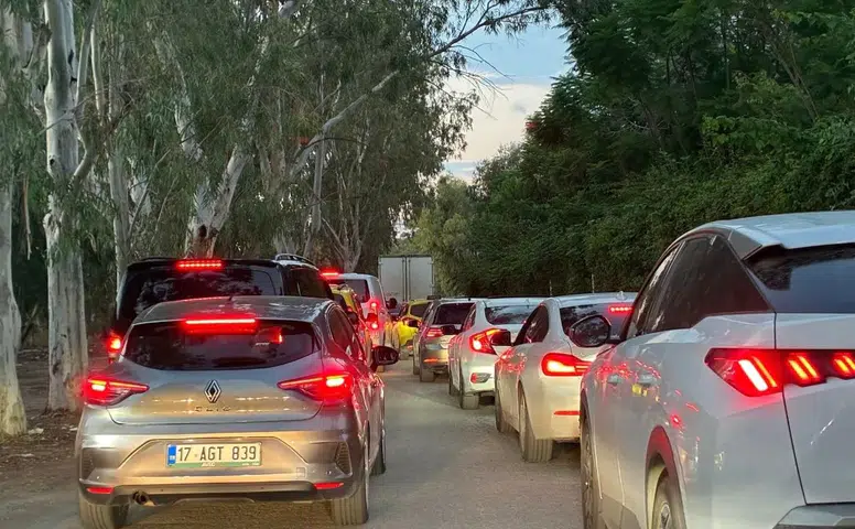 Kundu'da Yol Çalışmaları Bitmedi