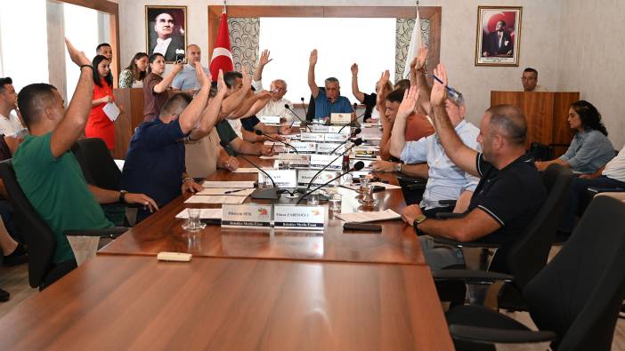 Kemer Belediye Meclisinde Eğitimden Altyapıya Yoğun Gündem