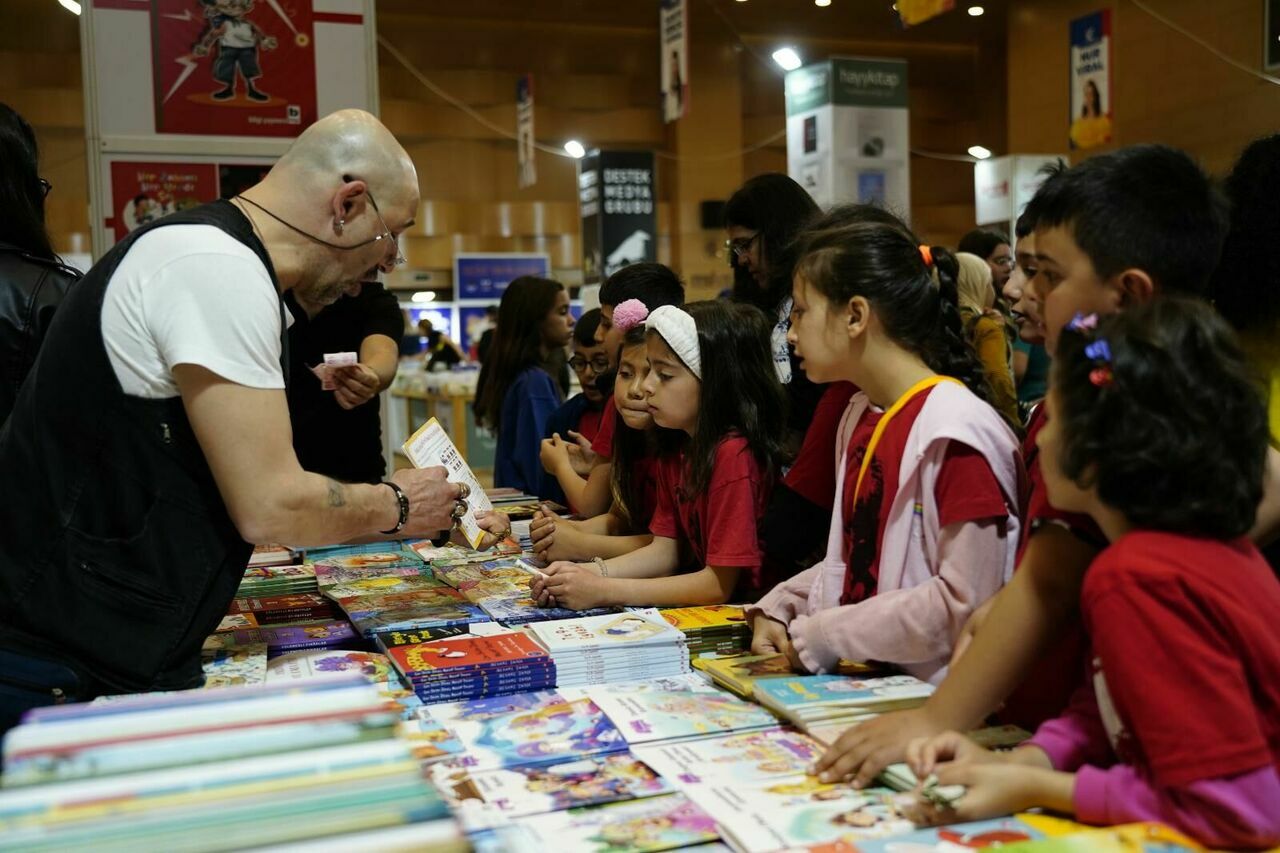 Kepez-Kitap-Fuari-buyuk-ilgi-goruyor_6