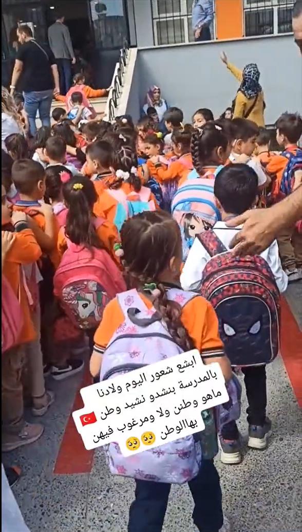 Suriyelilerin İstiklal Marşı'na tepkisi Türkiye ayakta!