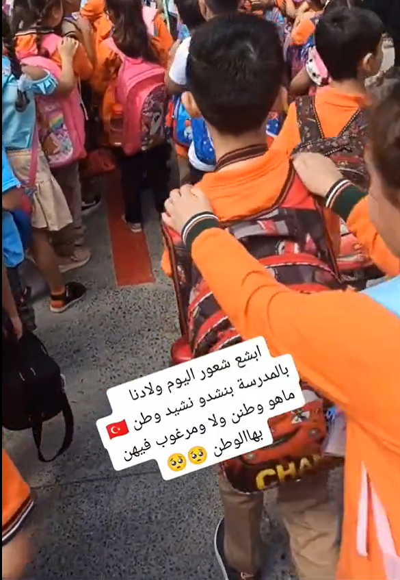 Suriyelilerin İstiklal Marşı'na tepkisi Türkiye ayakta!1
