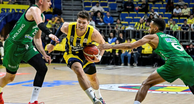 Fenerbahçe galibiyet serisini sürdürdü
