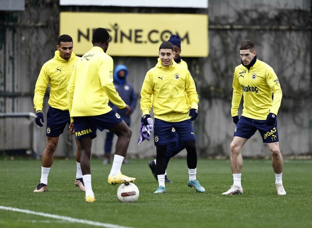 Fenerbahçe Beşiktaş derbisi hazırlıklarına başladı