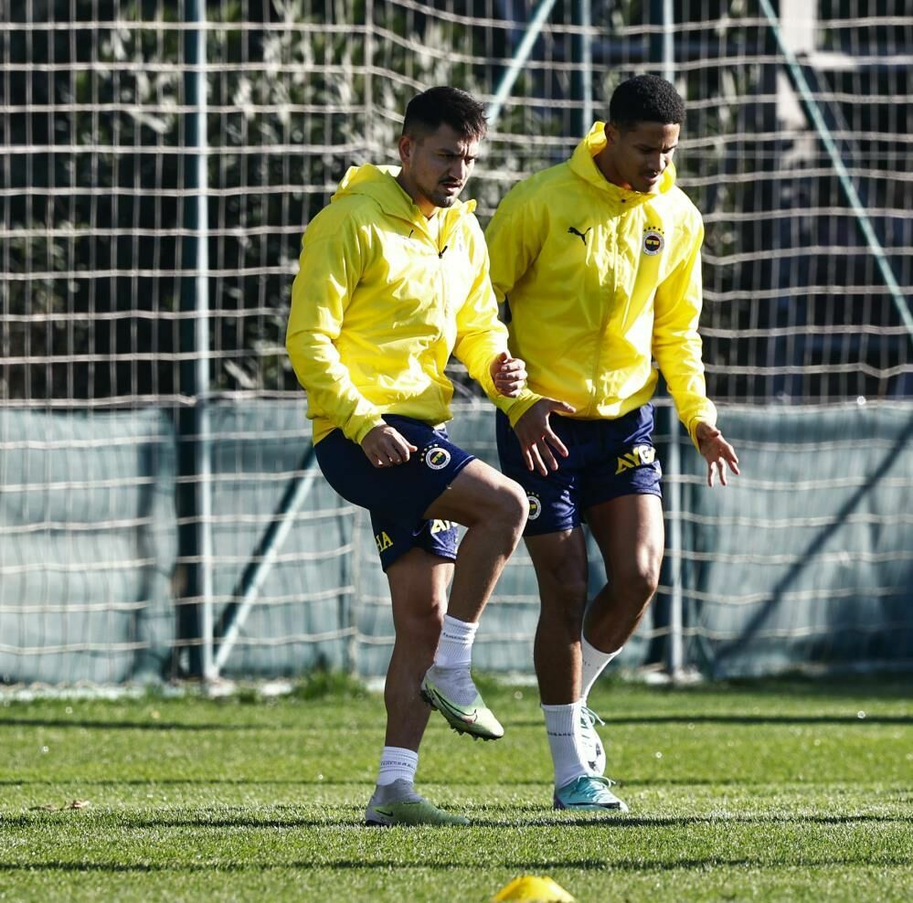 Fenerbahçe Kayserispor maçının hazırlıklarına devam ediyor