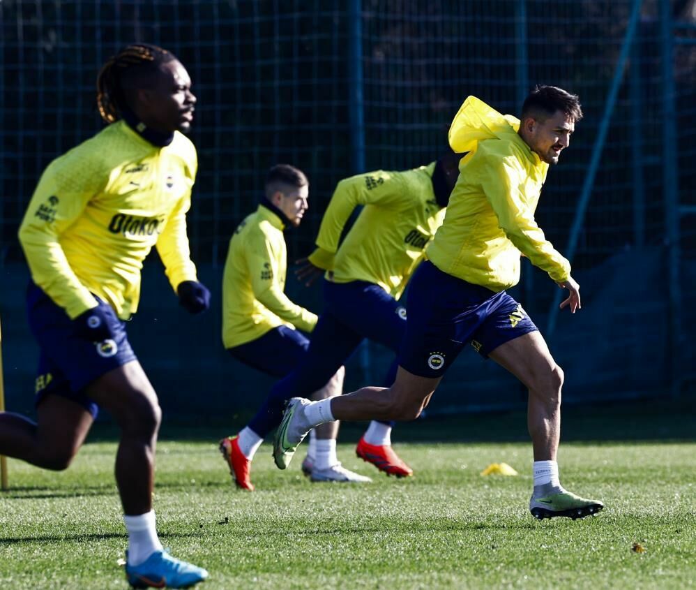Fenerbahçe Kayserispor maçının hazırlıklarına devam ediyor
