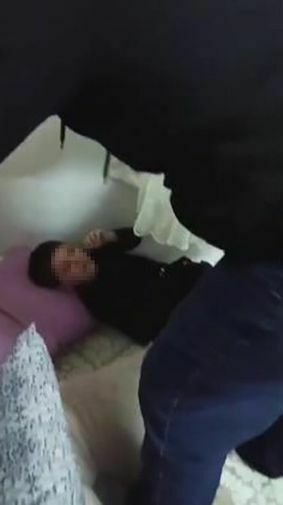 Babadan Çocuğa Kemerli Işkence Kamerada3 Result