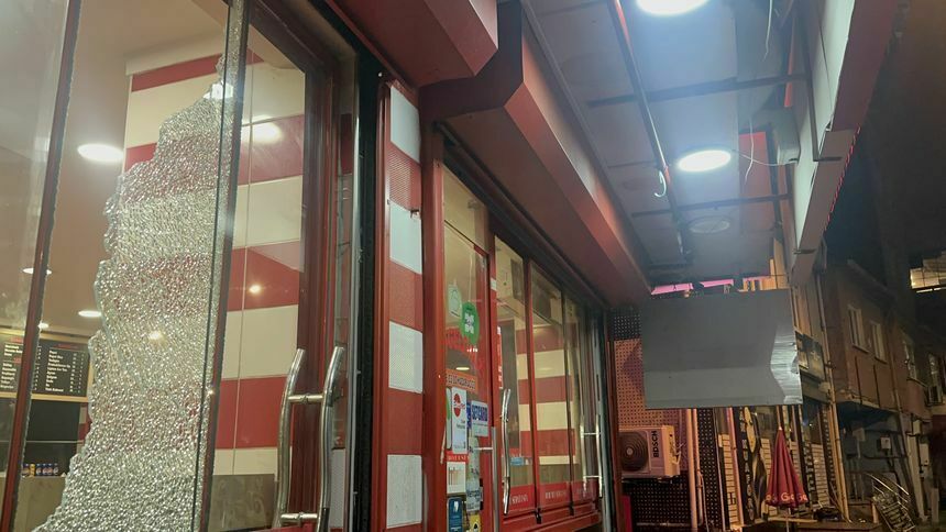 Eyüpsultan’da Restorana Pompalı Silahla Saldırı W