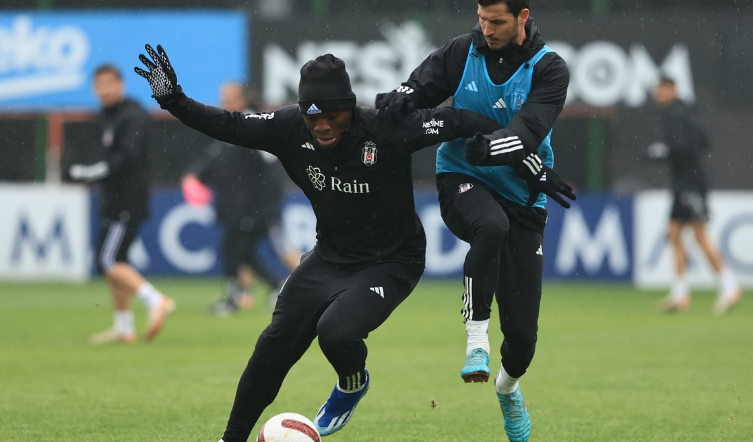 Beşiktaş derbi öncesi hazırlıklarını sürdürüyor