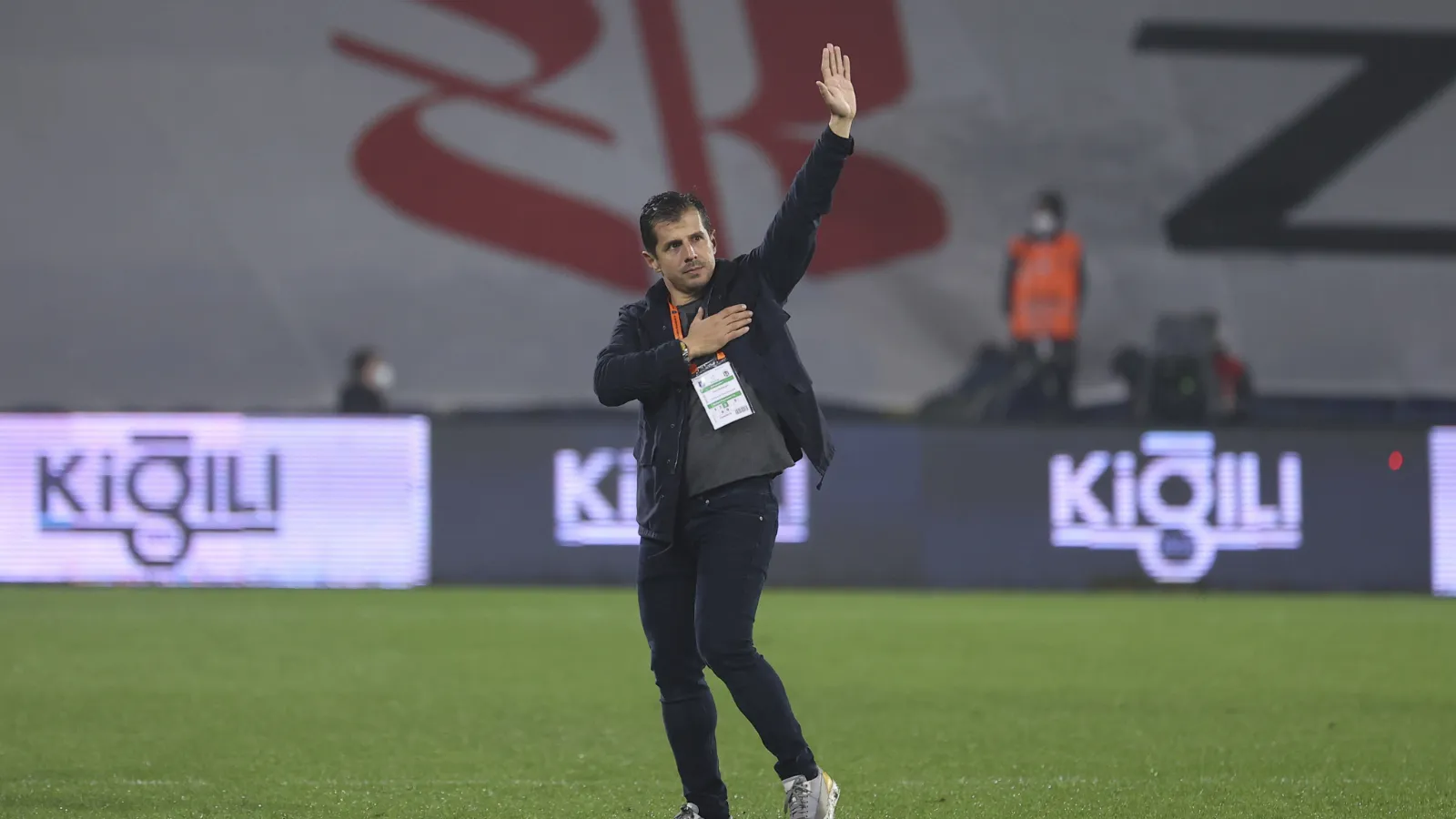 Basaksehir Emre Belozoglu Donemine Besiktas Galibiyetiyle Basladi D T C2