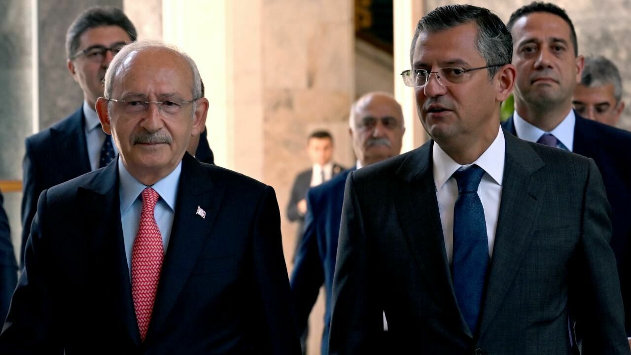 Özgür Özel Kılıçdaroğlu’na ziyaret gerçekleştirdi