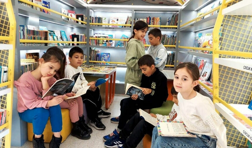 Kepez Belediyesi'nin Gezici Hizmetleri Demre'ye Ulaştı